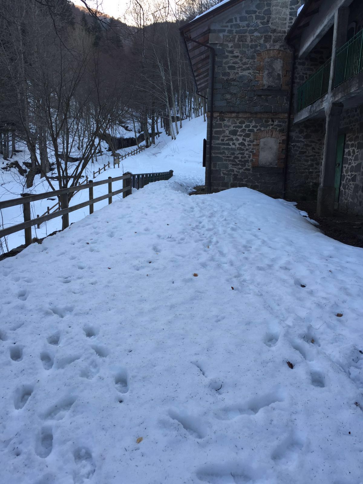 Il Rifugio Rio Re in inverno